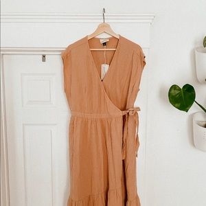 Universal thread wrap dress